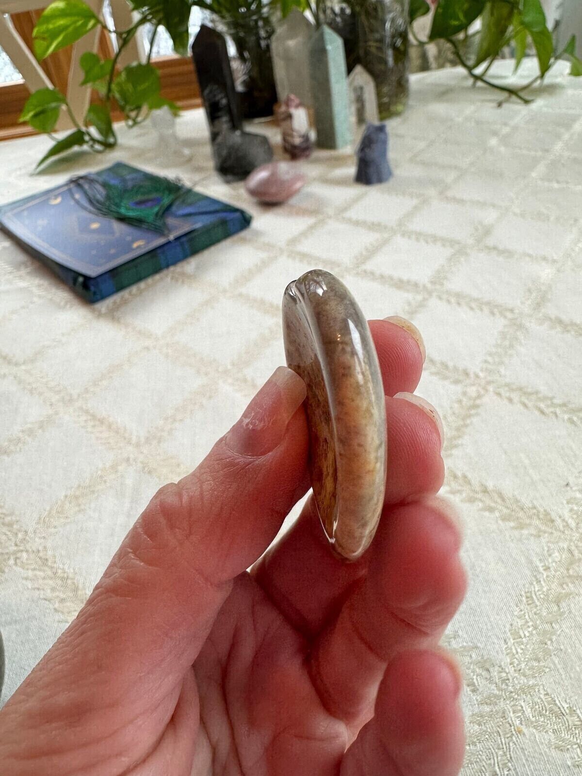 Heart Worry Stone Palm Sphere Stand