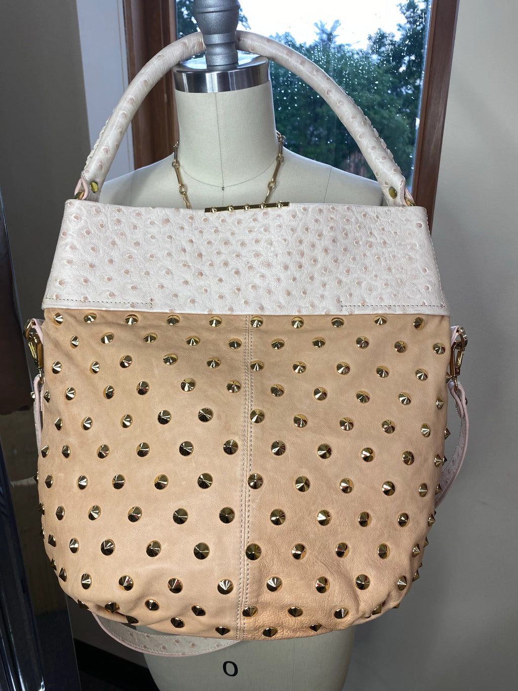 BD&E leather studded handbag