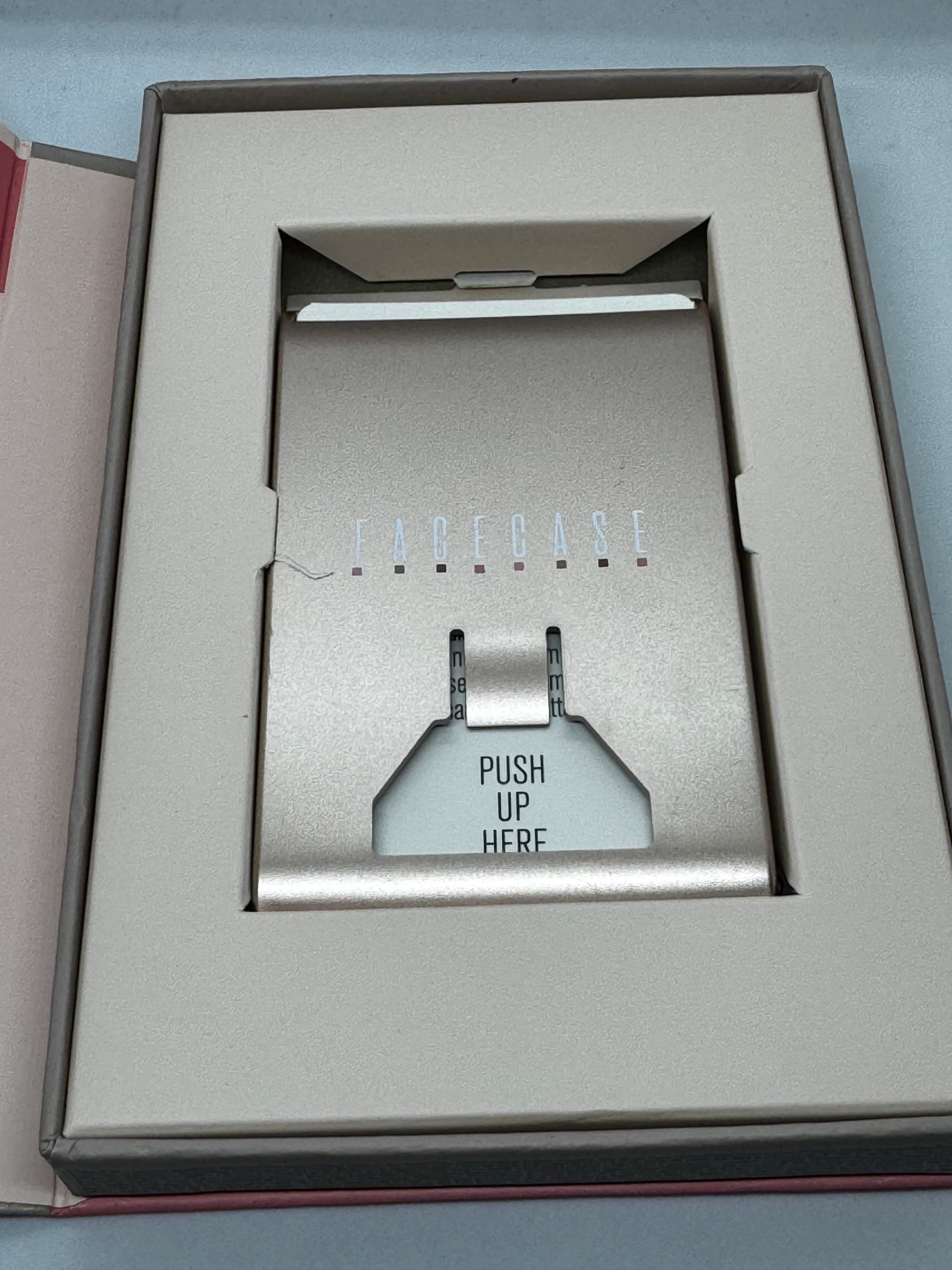 Eco Love Face Case - phone makeup palette